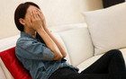 女子3年无性生活,怀疑丈夫双性恋,医院检查后,女子以手遮面