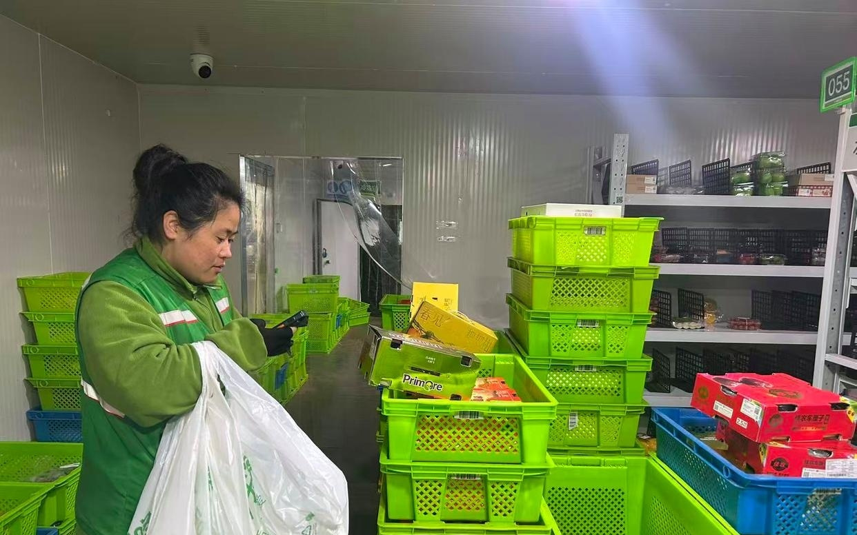 松江线上买菜订单量剧增，平台出手确保“暖胃”又“暖心”