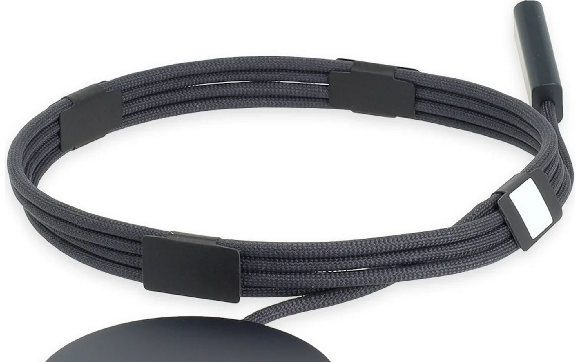 消息称三星Galaxy S26 Ultra手机并未在机身内加入磁铁结构