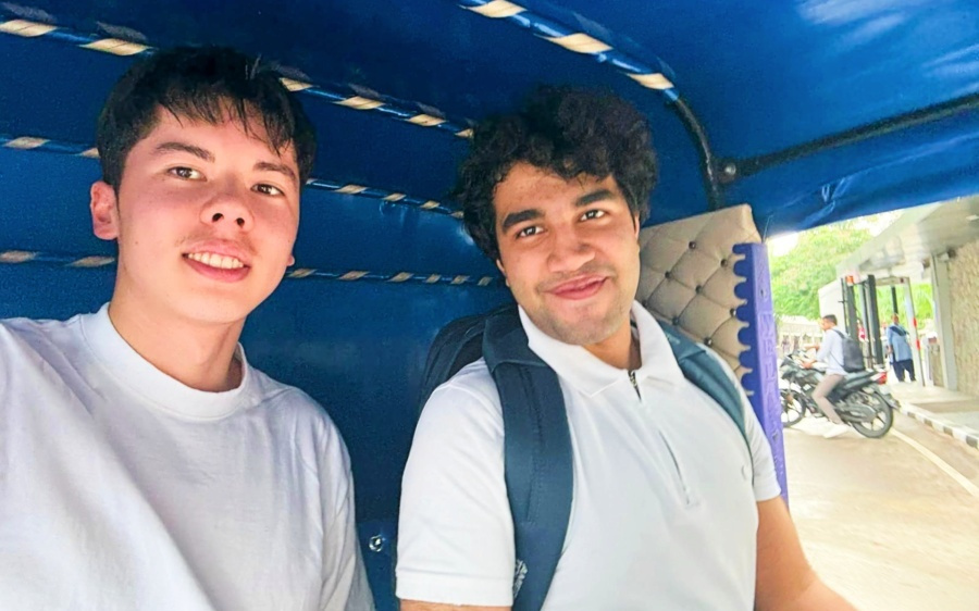 奥特曼恩师力挺19岁少年！比AlphaFold快4倍，只杀害虫不伤人