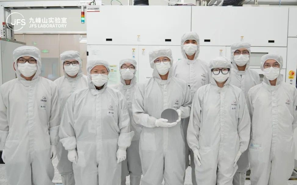 我国成功开发 6 英寸 InP 激光器与探测器外延工艺