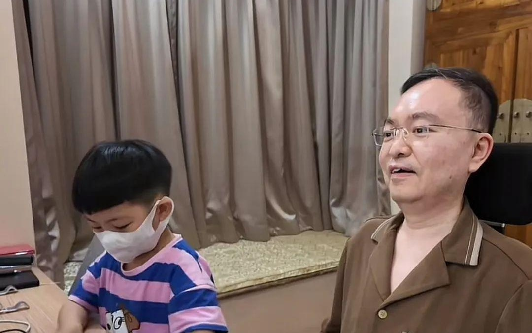 蔡磊回应未来准备尝试脑机接口：并非一时兴起