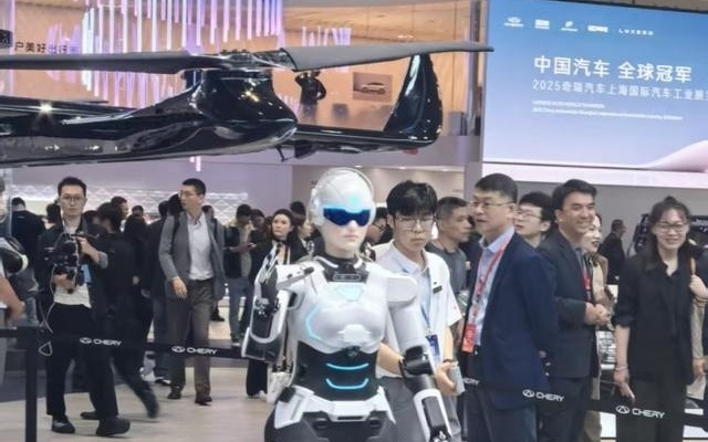 2026年，人形机器人、飞行汽车与Robotaxi的“量产分水岭”