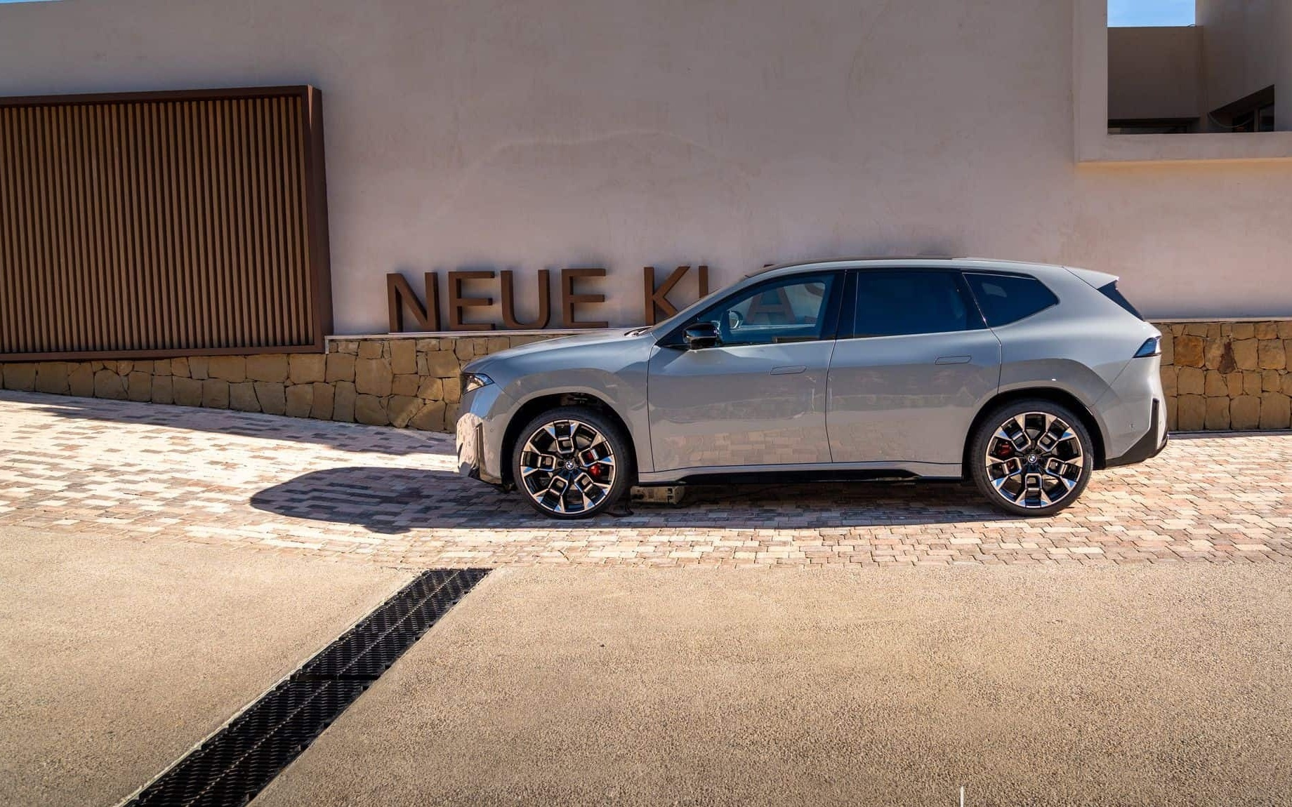 2026 款宝马 iX3 M 运动套装 Pro 版亮相,明年交付