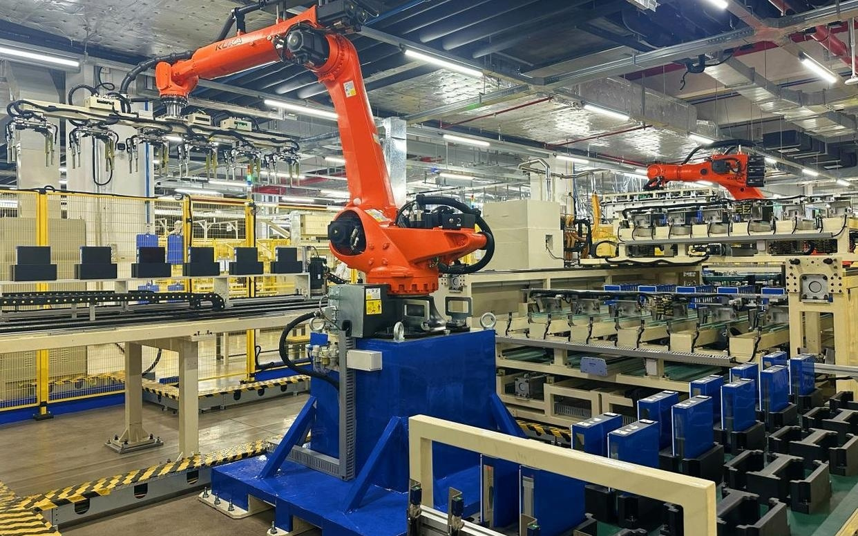 中国动力电池企业何以领跑全球