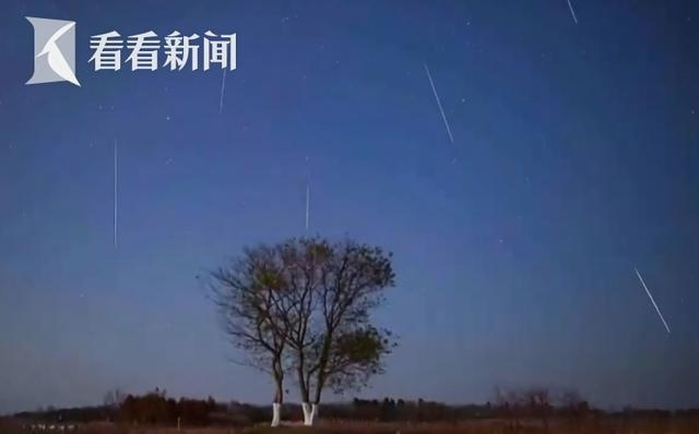 双子座流星雨闪耀崇明东滩夜空
