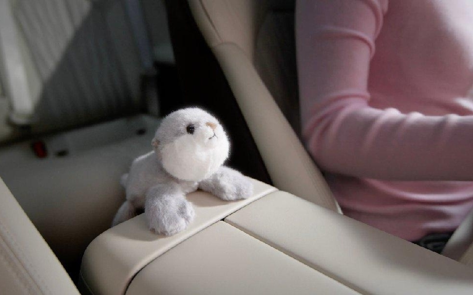 小米汽车：新一代SU7新增全车9处磁吸点位