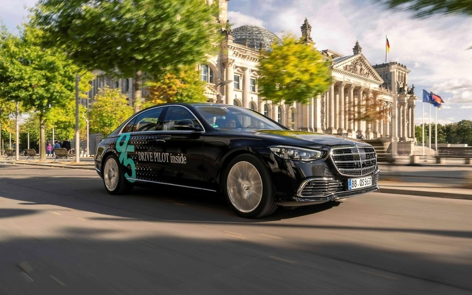奔驰用了四年时间，发现L3自动驾驶没有未来？