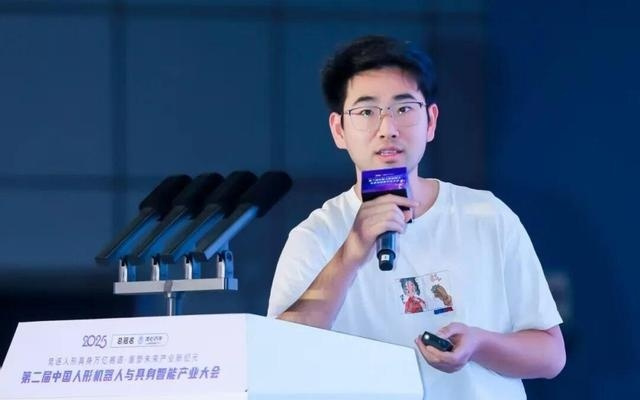 “南航智造”登春晚！“95后”校友秀机器人关节“硬核”