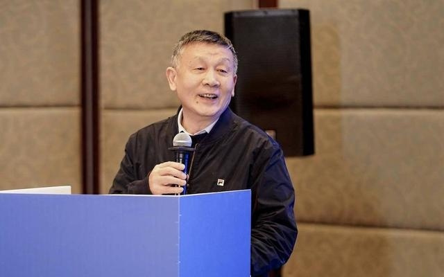 专访中国工程院院士石碧：为科技创新“修路架桥”｜科学家·马上回答