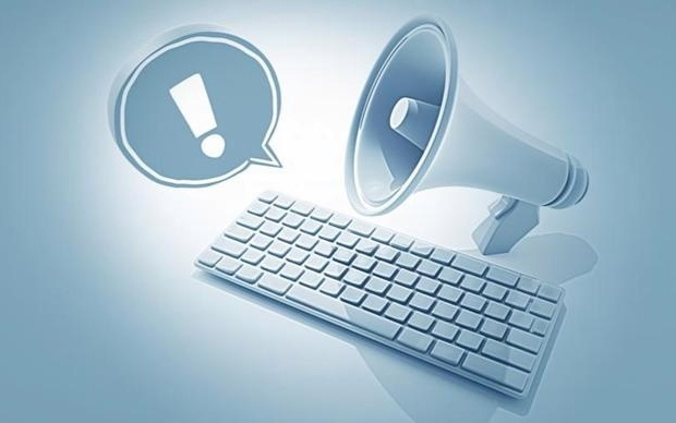 网友建议每年高速节假日免费5000公里；新能源汽车开征里程税？多地回应