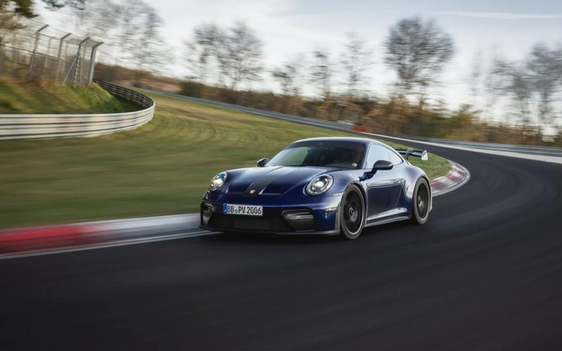 消息称保时捷下月推911 GT3 Cabriolet敞篷跑车:折叠软顶