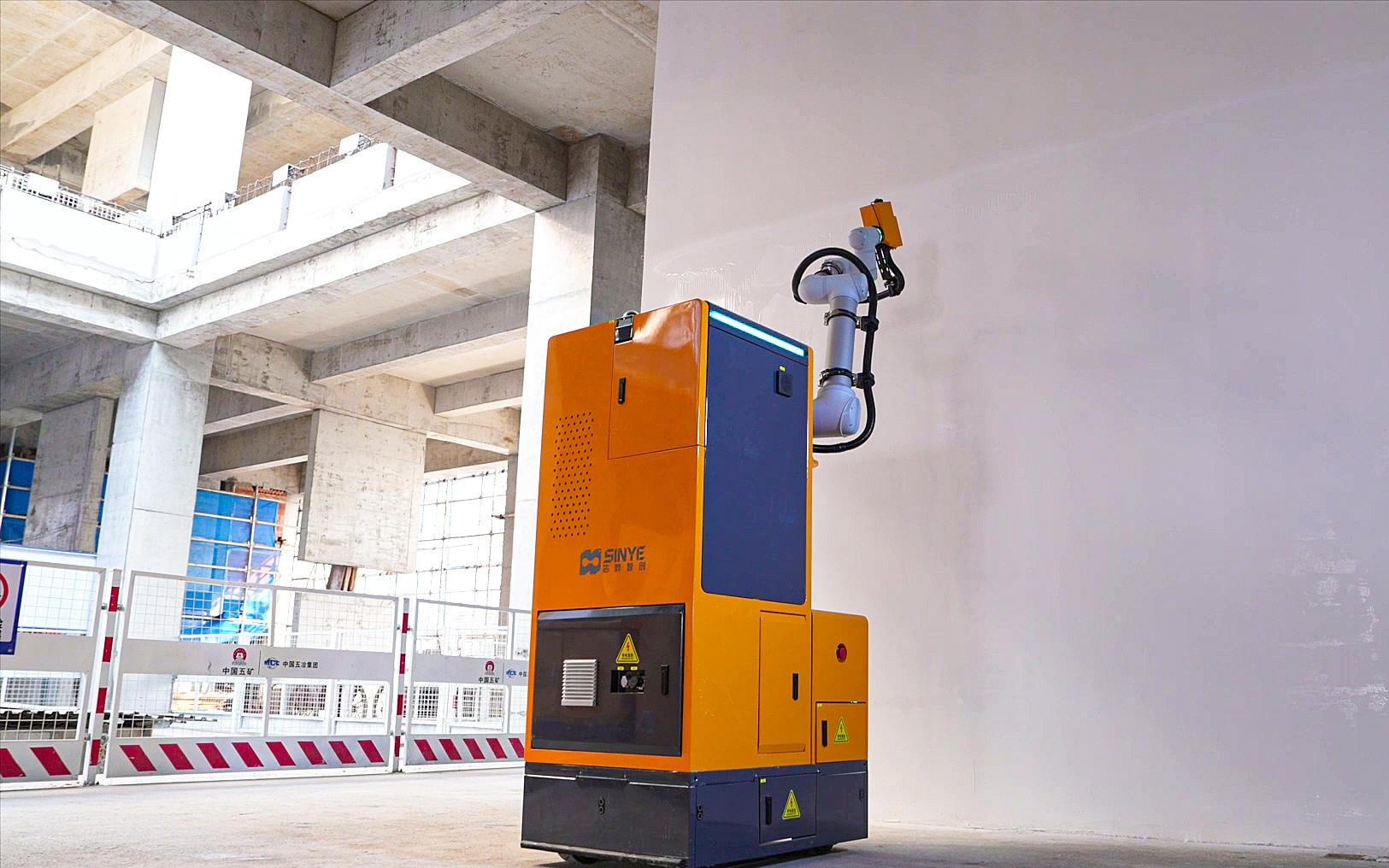 国内首个自研智能建造机器人生态集群亮相成都