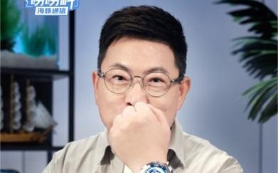 上天入海全域通信！华为WATCH Ultimate 2非凡探索首发海豚通信