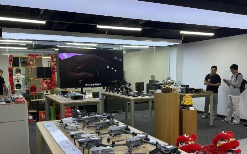 全国首家！华强北全球AI场景落地应用9S服务中心揭牌