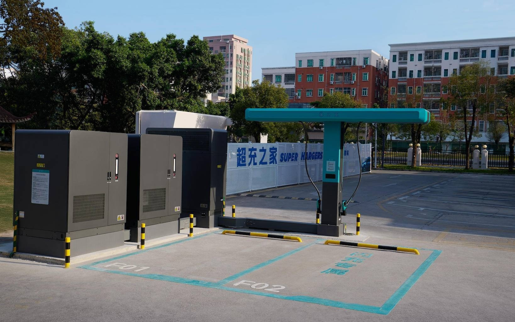 充饱只要 9 分钟！比亚迪端出第二代刀片电池，首批 10 款新车同步搭载