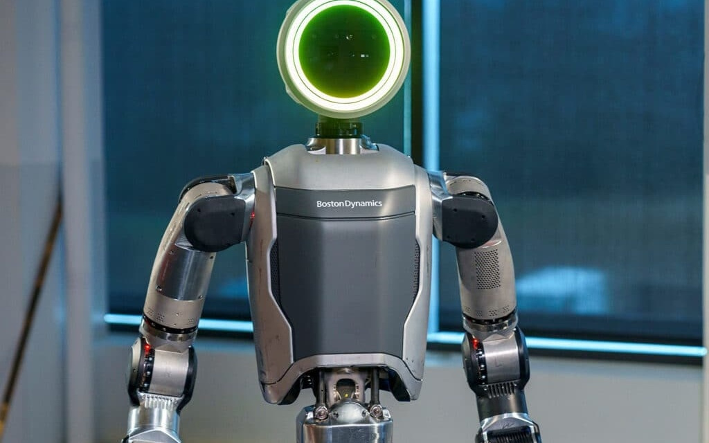 波士顿动力CEO：Atlas机器人从零件分拣起步，5-10年或进入家庭