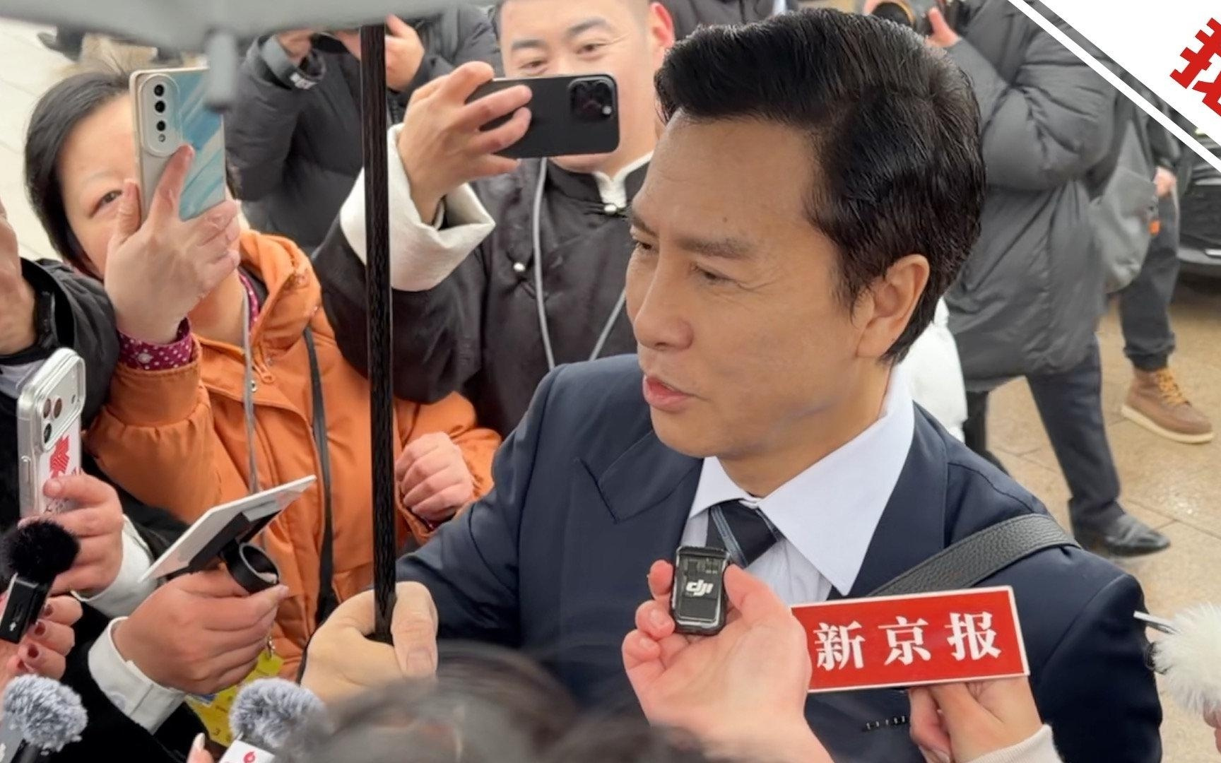 甄子丹：机器人太厉害了，我可能打不过它们