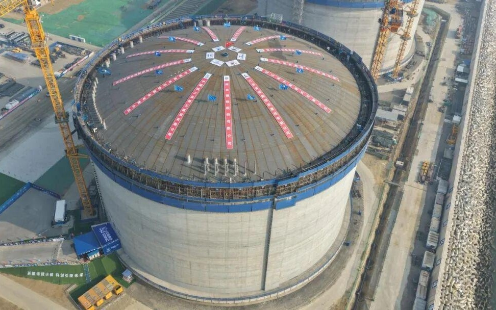 升頂成功！實現毫米級精準就位