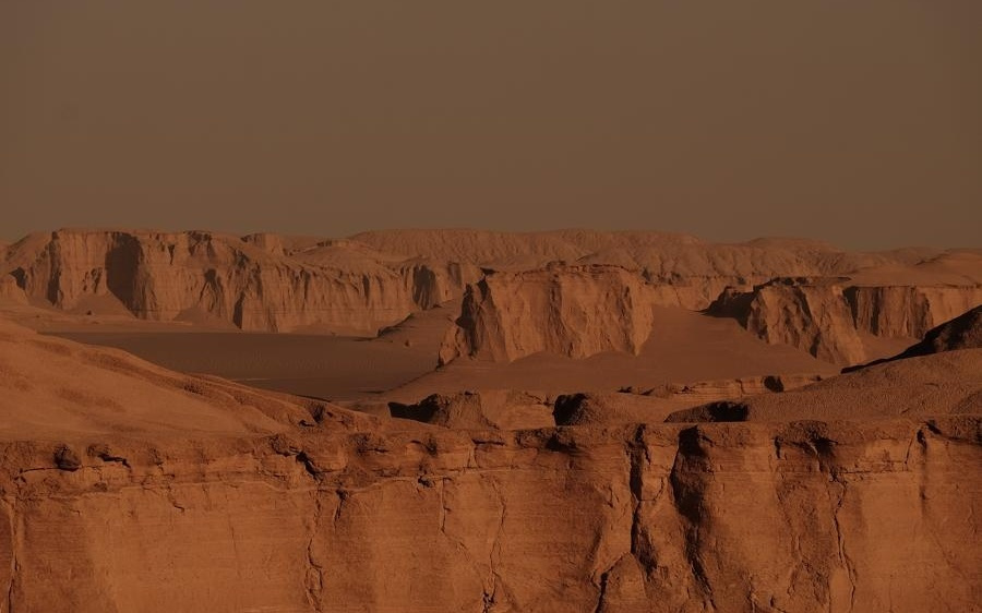 伊朗两处自然遗产：荒漠与森林的和声