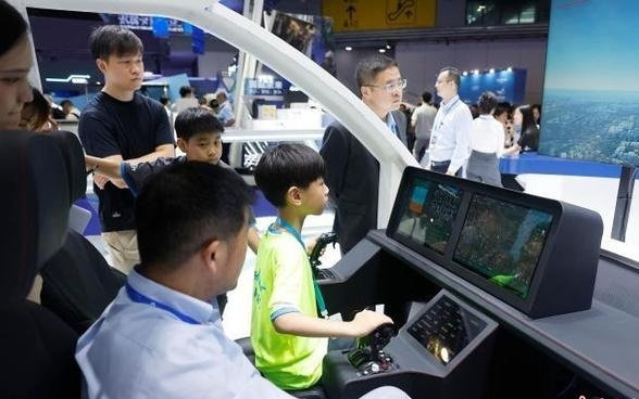 2025国际低空经济博览会在沪举行