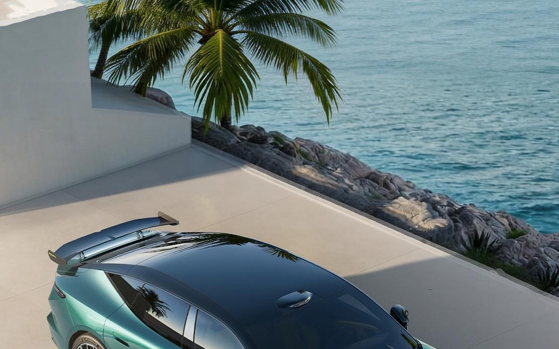 领克10+新车官宣：碳纤维大尾翼、“赛影蓝”车身加持