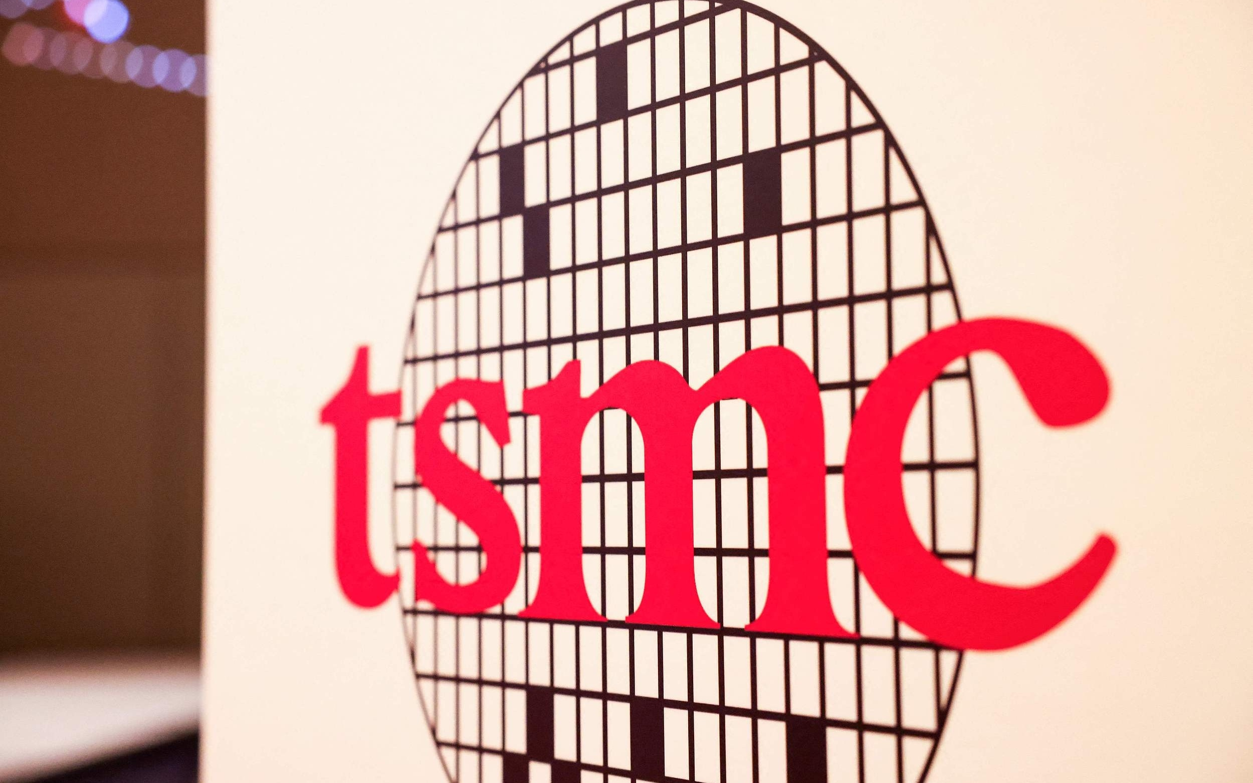 台积电2026年拟投入高达560亿美元：魏哲家坦言曾担心AI泡沫，但客户信号打消疑虑