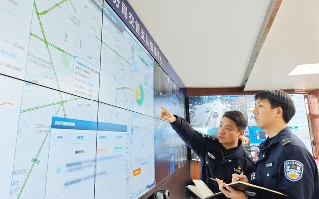 上海警方首创“交通治堵大模型”，今年将在1800余个路口布设