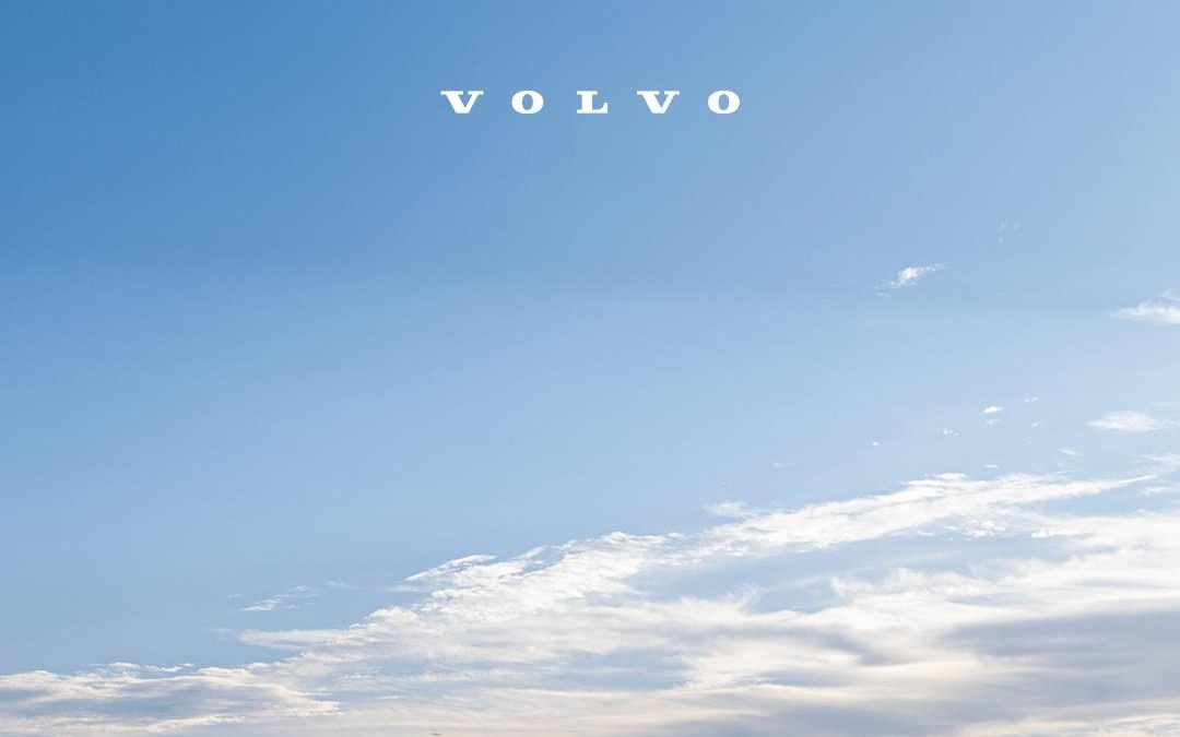 沃尔沃 XC70 插混 SUV多款车色官图公布，下月预售