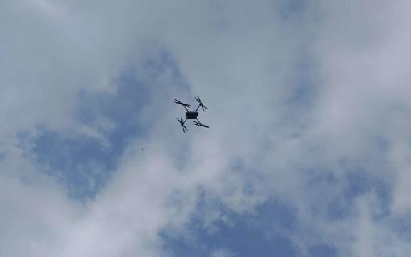 国内首次生物医药领域无人机干冰配送落地浦东，低空物流赋能产业升级