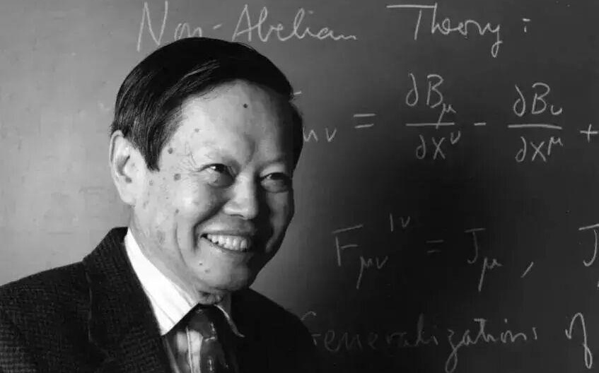 杨振宁先生逝世，月初刚过完103岁生日！他曾分享自己的长寿秘诀