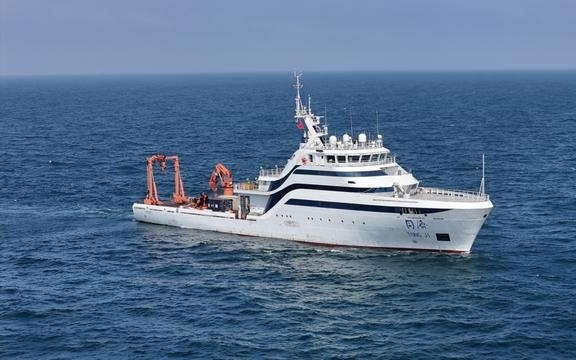 我国首艘新型“海洋级智能科考船”长啥样？“同济”号揭开面纱