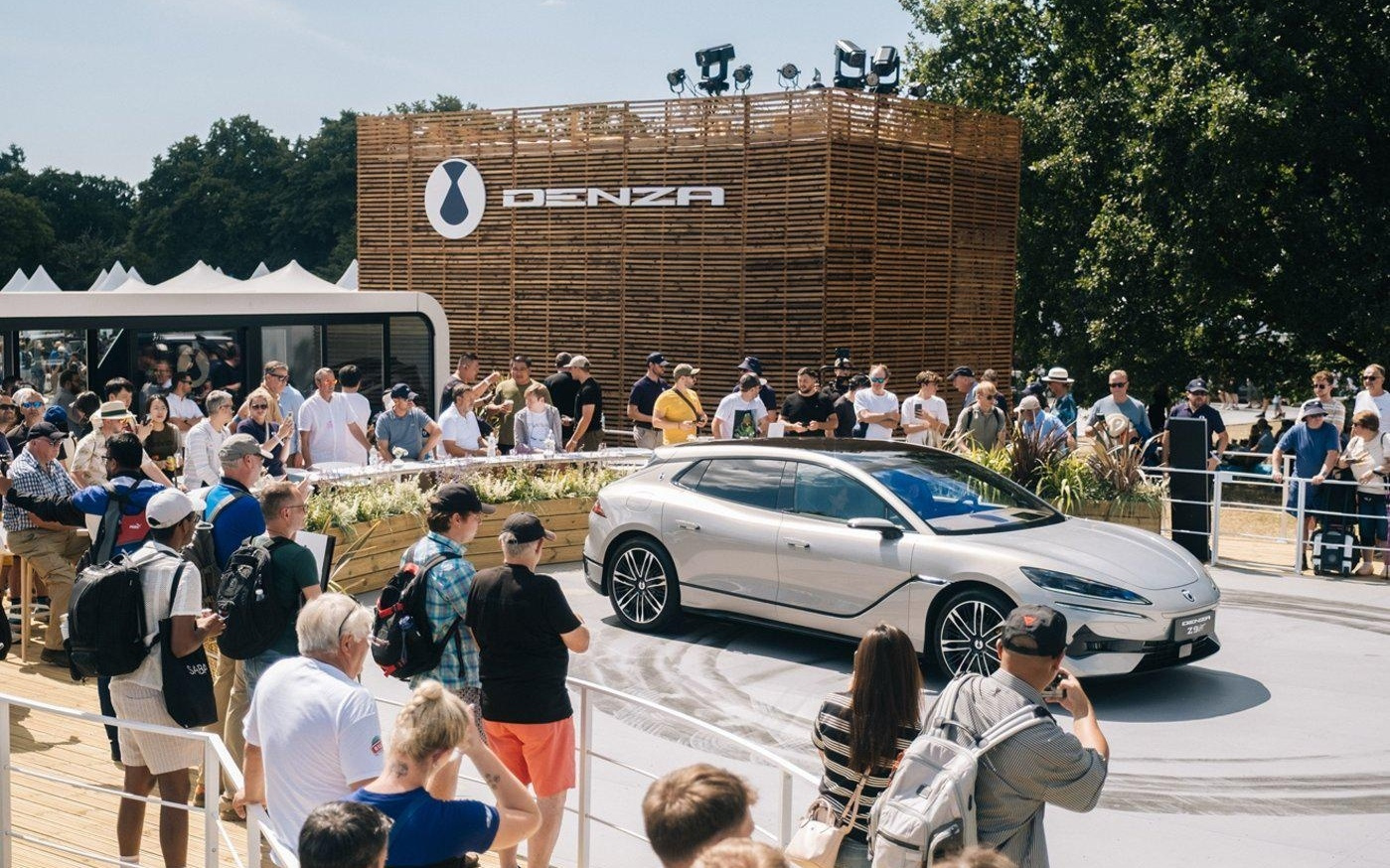 从全年销量看腾势：一个跑通的高端品牌样本