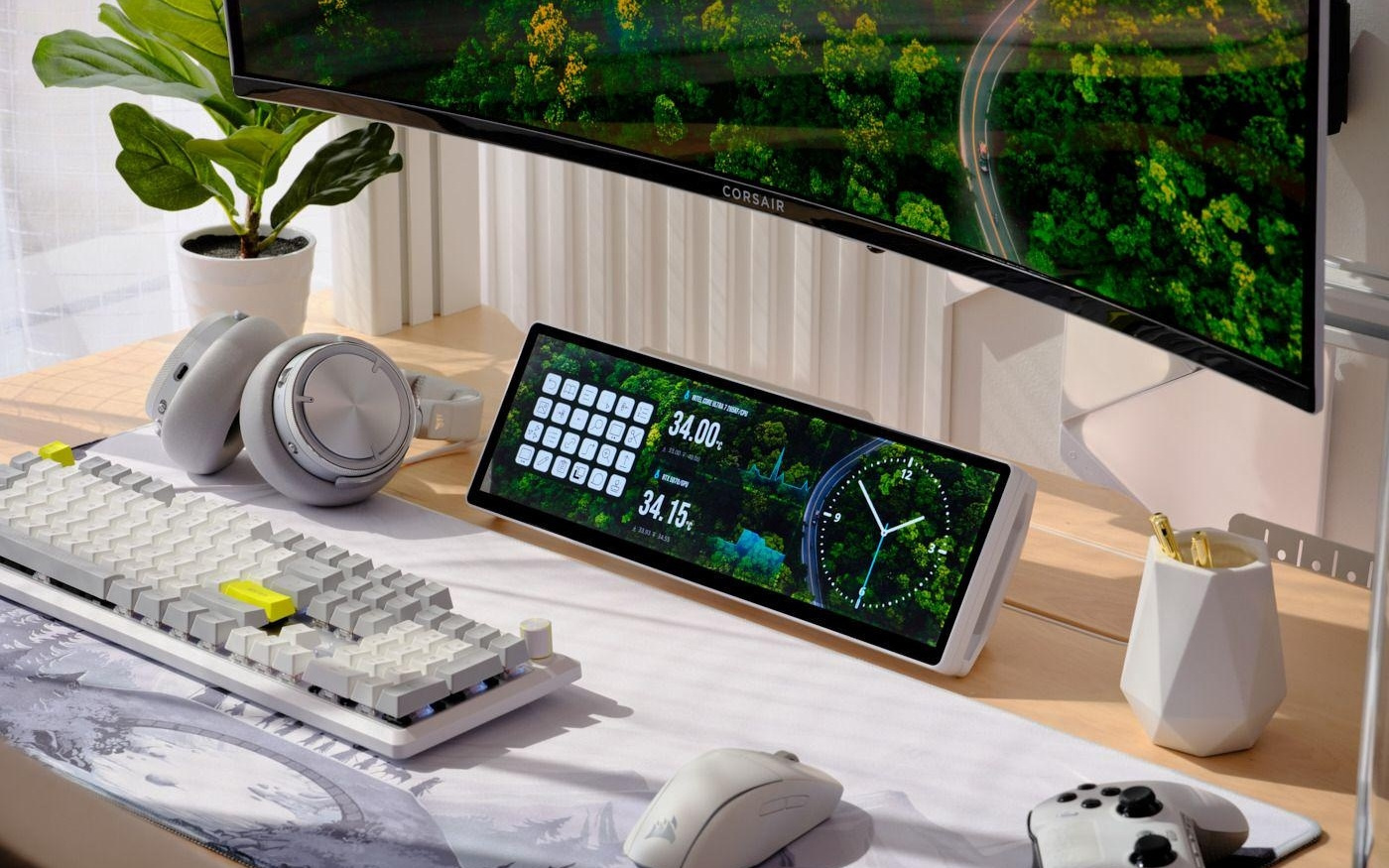 为桌面增添一抹亮色，海盗船推出原子紫与白色XENEON EDGE副屏