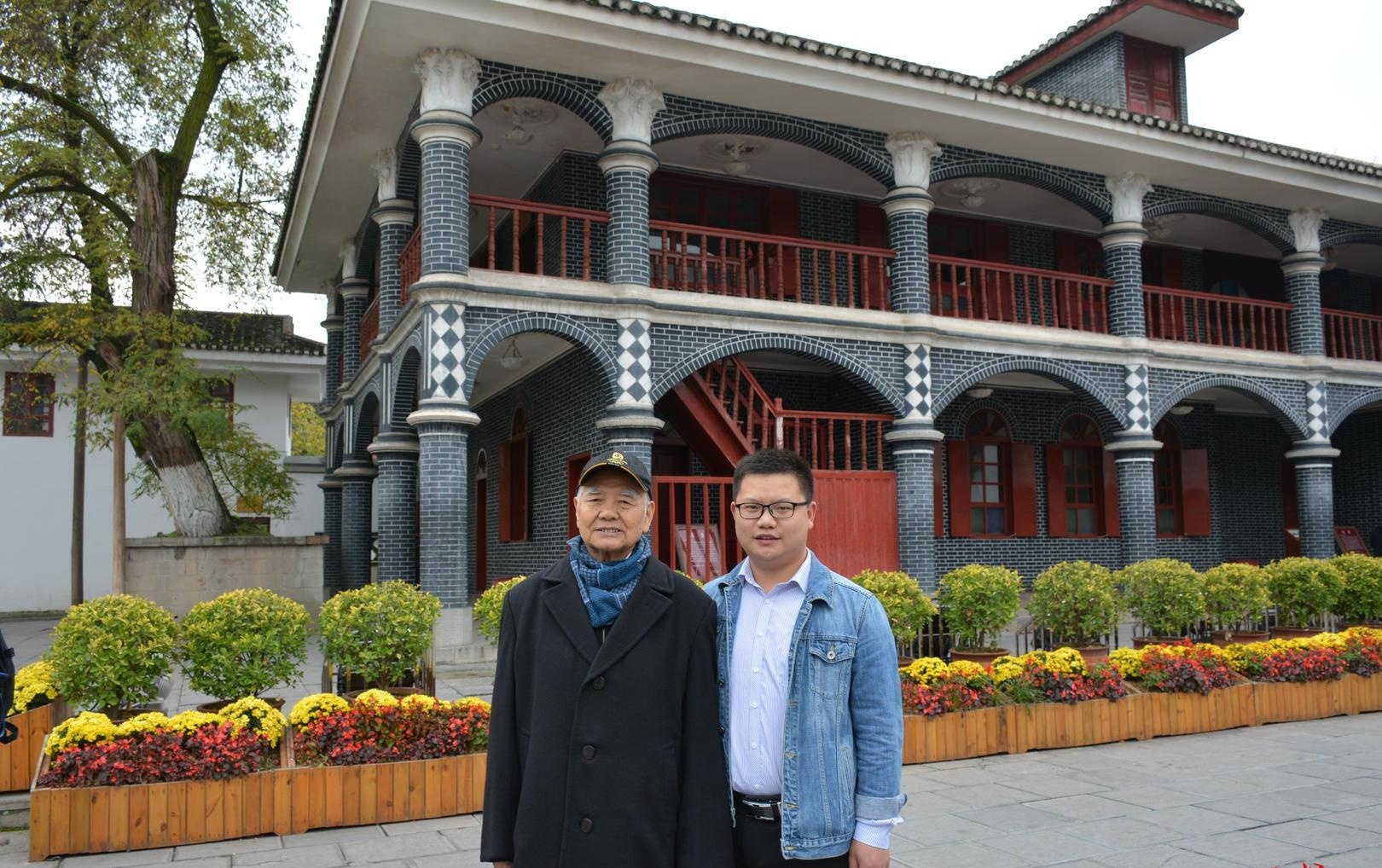 学生追忆刑法泰斗高铭暄：居住房子年代久远 却捐款百万帮助他人