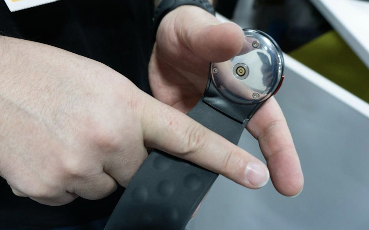 初创公司Hapware推出Aleye医疗辅助用智能腕带