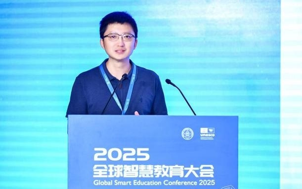一起教育科技发布“百区千校万师”公益计划，AI赋能开辟教育数字化转型新赛道