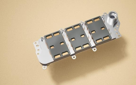 年度十佳！理想自研SiC电驱效率突破93%创行业纪录！