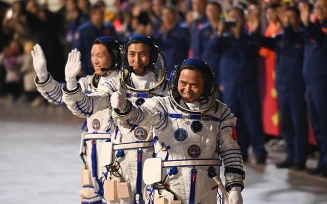 60秒回顾神舟二十一号发射精彩瞬间