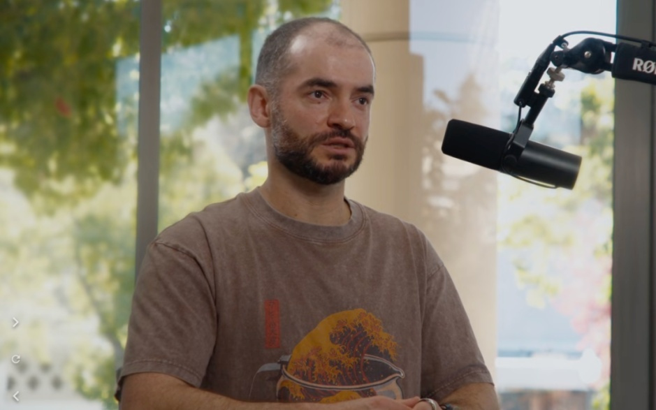 重磅！Ilya现身，最新2万字采访来了：藏了一手，但其他全部都分享出来了「超级 AI 将吞噬文明级能源」