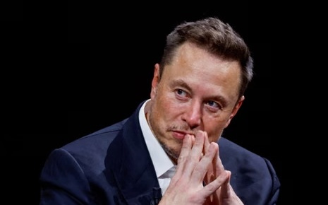 马斯克：人形机器人的开发速度是三个“指数级增长”相乘，读医学院毫无意义