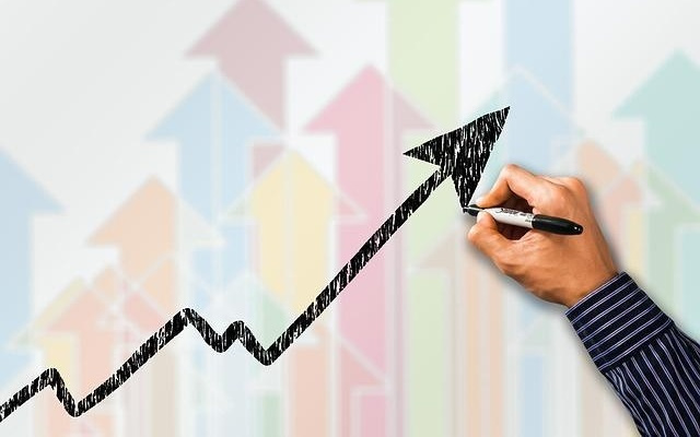 首批“AI超级员工”上岗在即，三年普及率超70%，国家这一助推有何深意