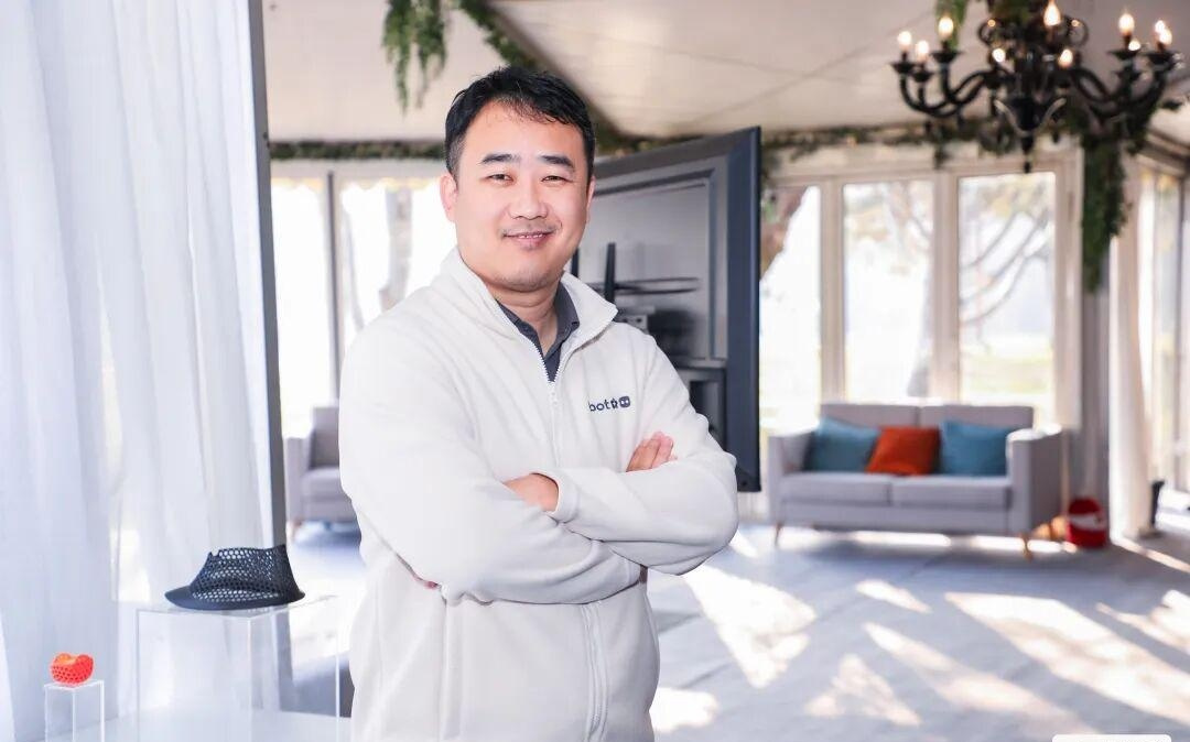 原地平線智能駕駛總裁創業機器人一年：9988元，養一只家里的“小狗哥”