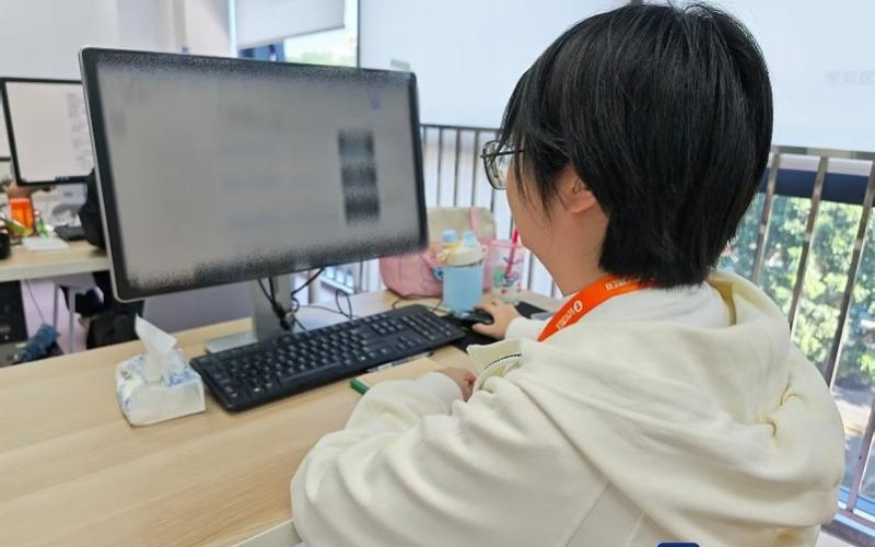 解锁就业新赛道！深圳这群年轻人，成了“AI”的启蒙老师