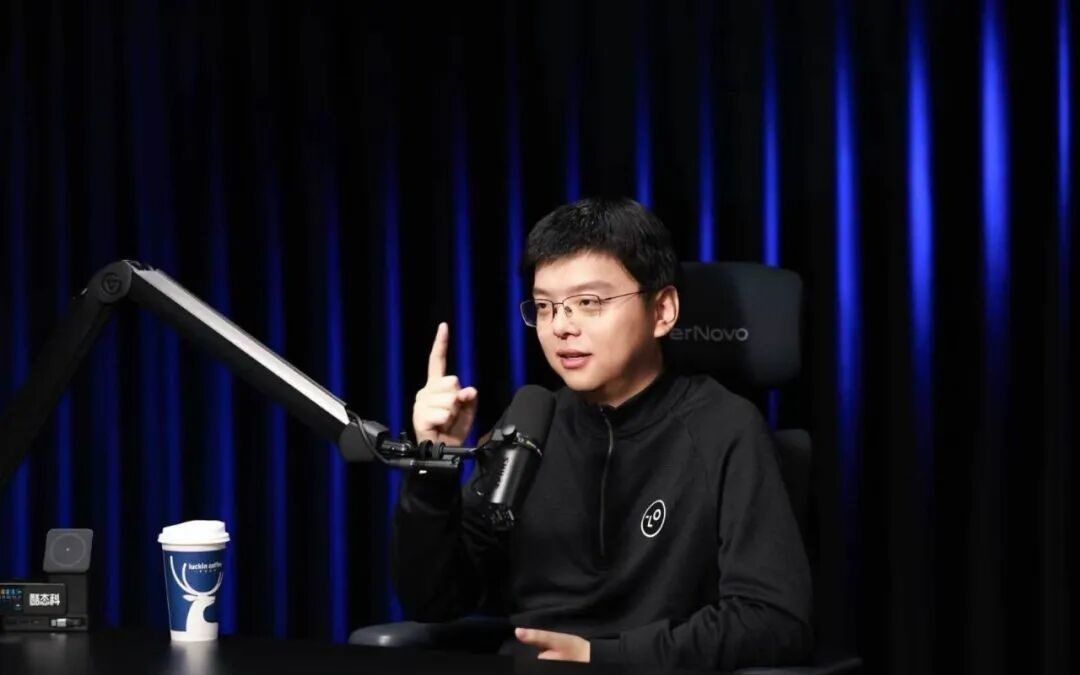 中国黑马狂赚3亿美金!国内AI应用断层第一,估值20亿美金