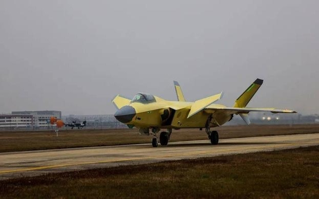 两新融合开新局 航空工业成飞成功完成体系化试飞