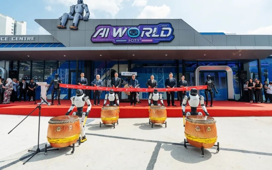 智元机器人出海，首家海外体验馆落户马来西亚