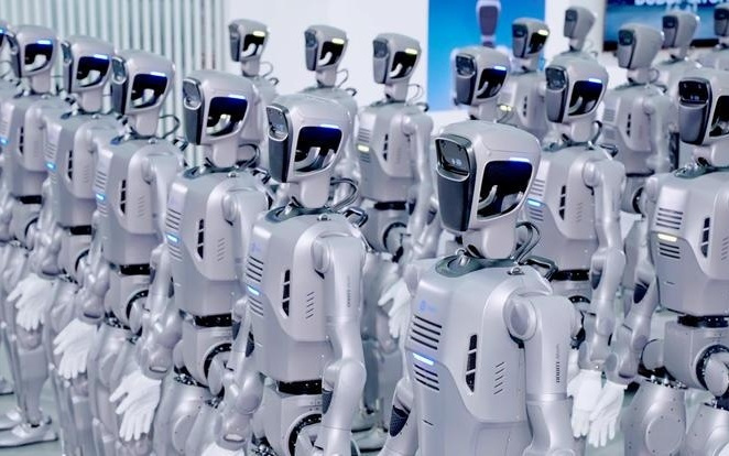 越疆开启第三批全尺寸工业人形机器人ATOM的2026年量产交付