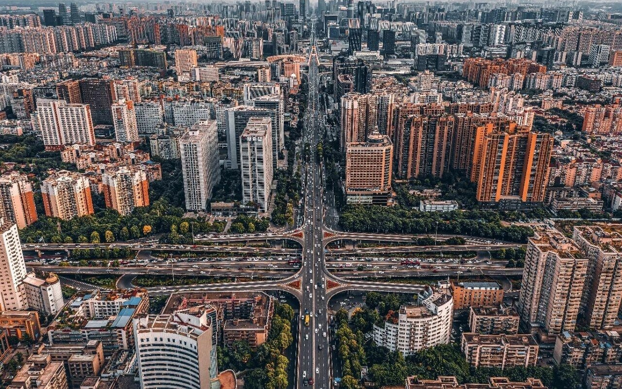 成都本土“AI小巨人”敲钟港交所，为武侯区打造人工智能产业高地注入新动能