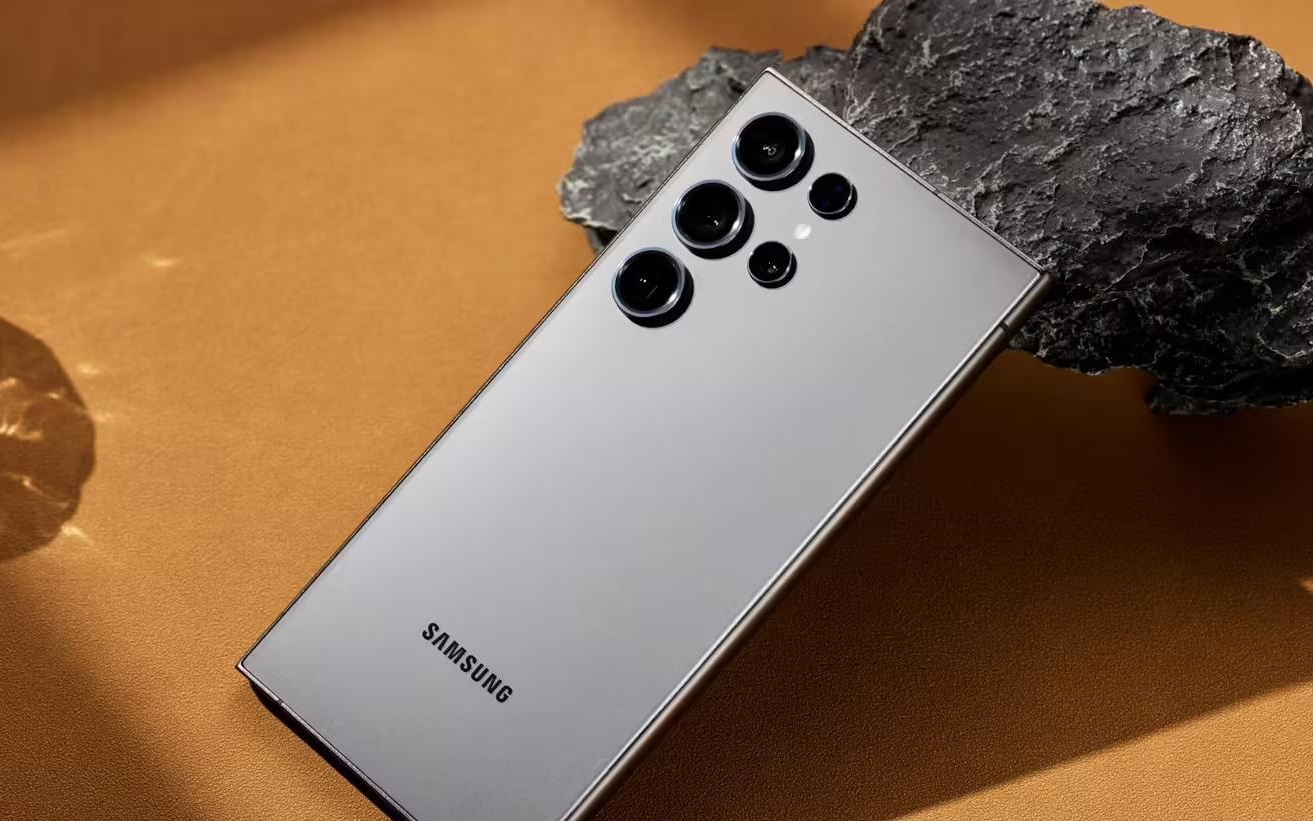 One UI 8.5 代码显示三星 Galaxy S26 Ultra 手机配 60W 快充